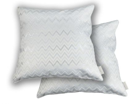 Подушка декоративна з срібним люрексом 