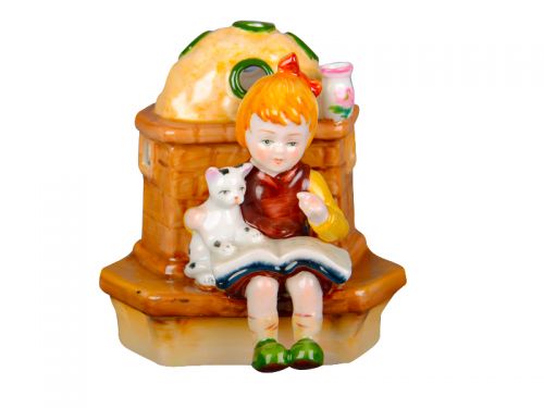 Фігурка декоративна "За книжкою", 11 см